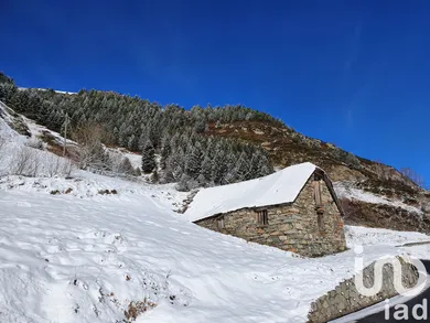 Grange à Luz-Saint-Sauveur (65120)