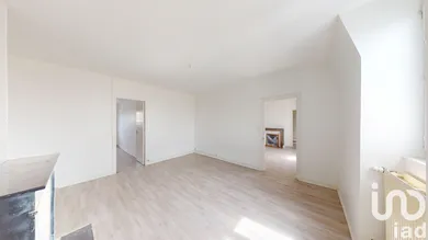 Apartment in Montereau-Fault-Yonne (77130)