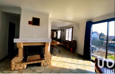 Maison traditionnelle à Boran-sur-Oise (60820)