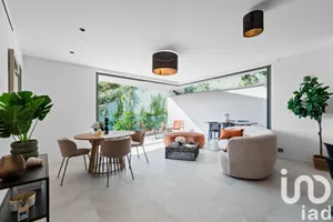 Appartement à Les Adrets-de-l'Estérel (83600)