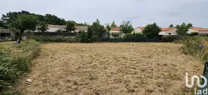 Terrain à bâtir à Les Lucs-sur-Boulogne (85170)