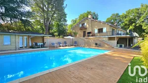 Maison de campagne à Trébas (81340)