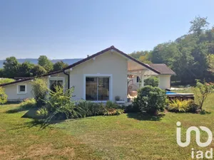 House at Brens (01300)