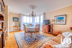 Apartment at Livry-Gargan (93190)