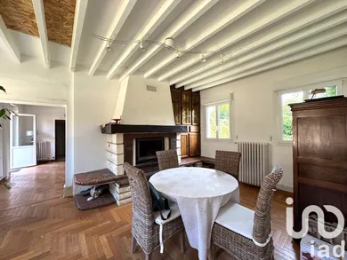 House in Louviers (27400)