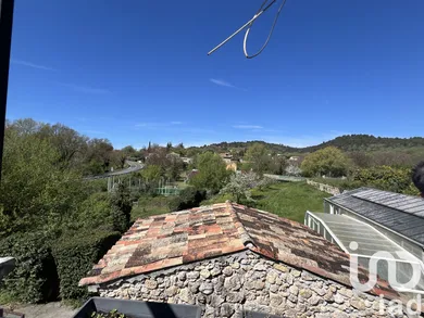 Immeuble à Saint-Martin-de-Brômes (04800)