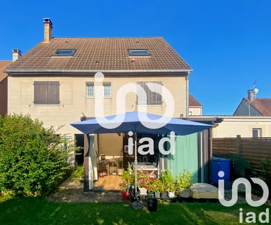 House at Villecresnes (94440)