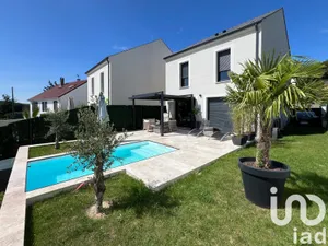 House at Saint-Chéron (91530)