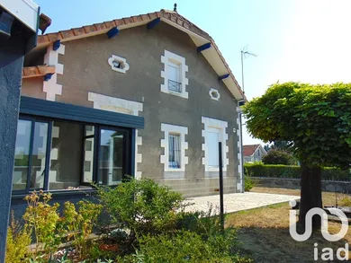 House at Coutras (33230)