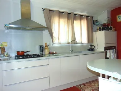 House in Coutras (33230)