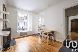 Apartment at Paris (75017)