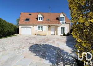 Traditional house at Lésigny (77150)