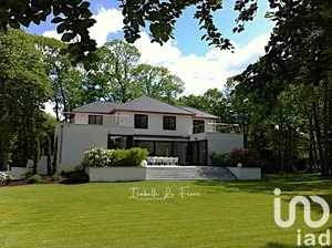 Maison d'architecte à Saint-Fargeau-Ponthierry (77310)