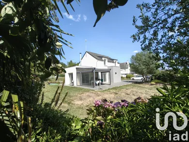 Traditional house at Guer (56380)