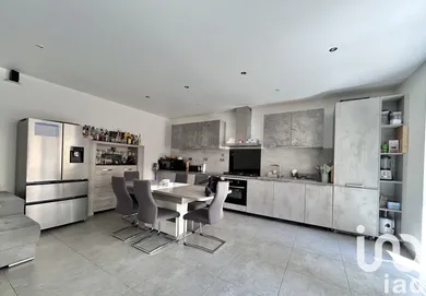 Apartment at Nîmes (30000)