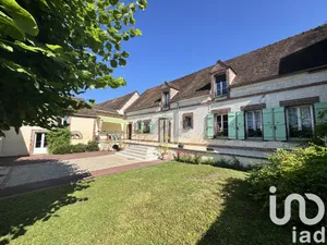 Village house at Malay-le-Grand (89100)