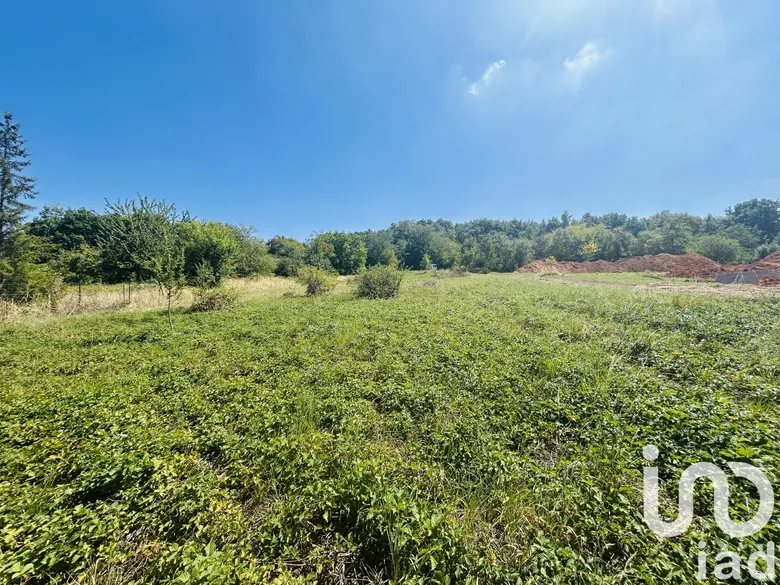 Terrain 763 m² · à Laives · 60 000 €