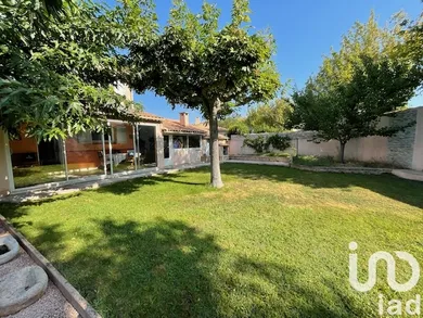 Maison traditionnelle à Aix-en-Provence (13290)