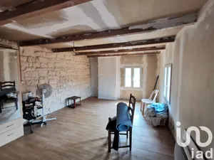 Townhouse in Pons (17800)