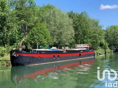 Péniche à samois-sur seine (77920)
