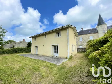 Maison traditionnelle à Queyrac (33340)