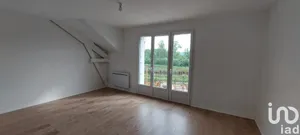 Apartment at Courlon-sur-Yonne (89140)