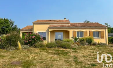 House at Moissannes (87400)