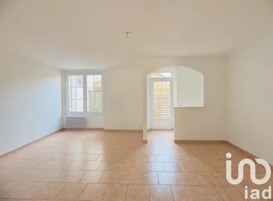 Apartment in Le Muy (83490)