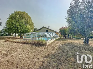 Traditional house in Saint-Sever (40500)