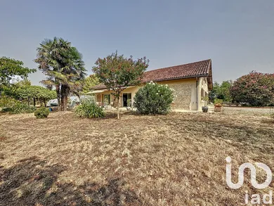Traditional house in Saint-Sever (40500)