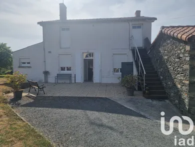 Maison traditionnelle à chauche (85140)