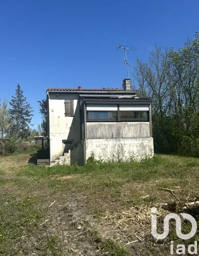 Terrain à Taugon (17170)