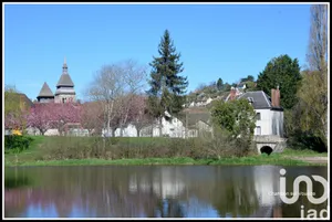 Building in Chambon-sur-Voueize (23170)