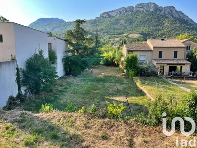 Terrain à bâtir à Buis-les-Baronnies (26170)