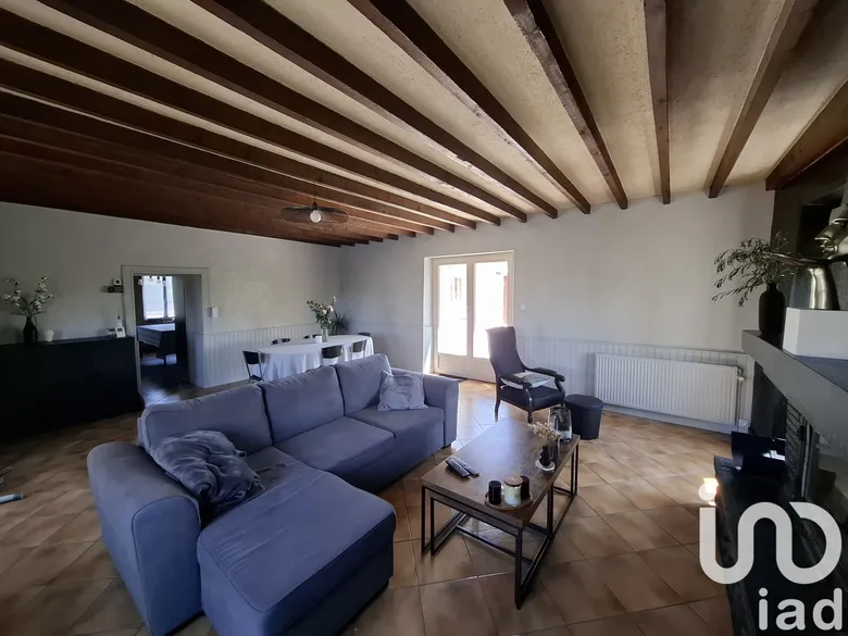 Maison 5 pièces 122 m² · à Saint-Paul-le-Gaultier · 121,5 m² · 149 900 €