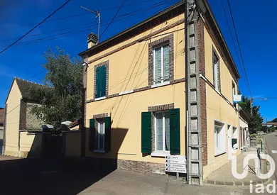 Maison de village à Arces-Dilo (89320)