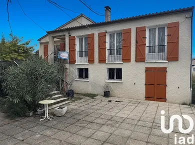 House at Manosque (04100)