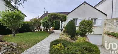 Maison traditionnelle à Bouffémont (95570)