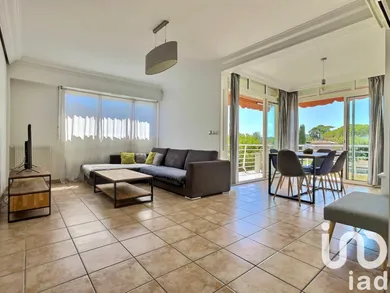 Apartment at Cagnes-sur-Mer (06800)