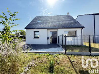 Detached house at Écaillon (59176)