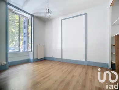 Apartment in Tournon-sur-Rhône (07300)