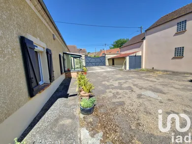 House at Le Malesherbois (45300)