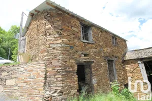 Barn at AYSSÈNES (12430)