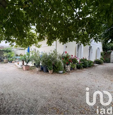 House at Lalande-de-Pomerol (33500)