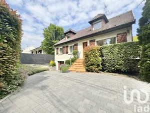 House at Tinqueux (51430)