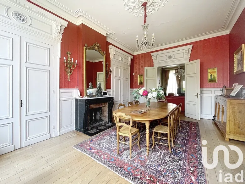 Maison 9 pièces 312 m² · à Douai · 312 m² · 332 000 €