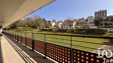 Apartment in Rueil-Malmaison (92500)