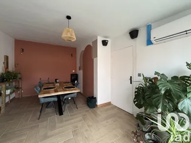 Townhouse at Saint-Laurent-Blangy (62223)