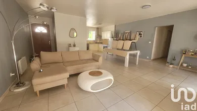 House in Les Églisottes-et-Chalaures (33230)