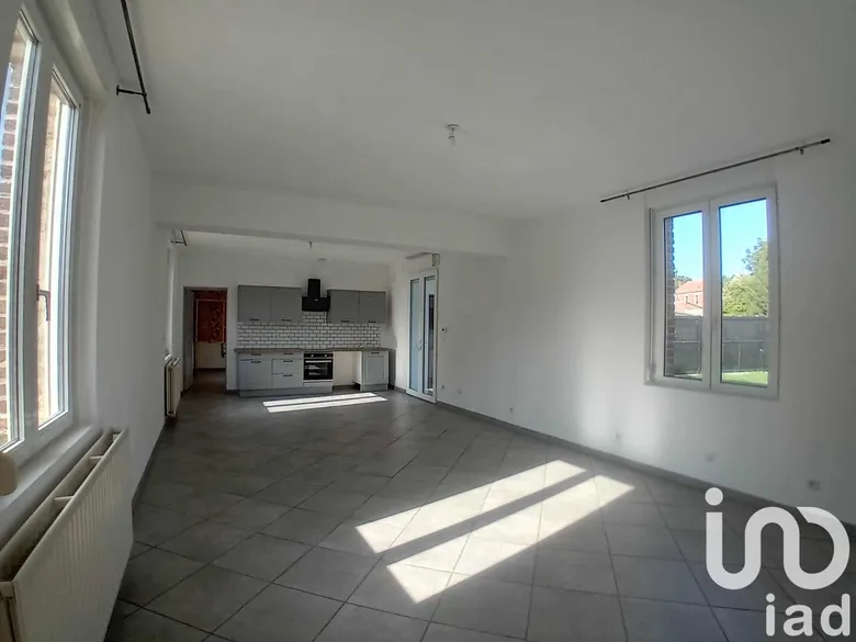 Immeuble 264 m² · à Hannescamps · 264 m² · 290 000 €